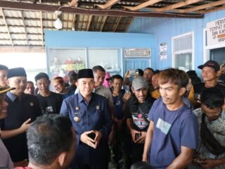 Bupati Andi Rudi Latif Siapkan Dapur Umum BerAKSI untuk Berbuka dan Sahur bagi 269 Penumpang Tertunda